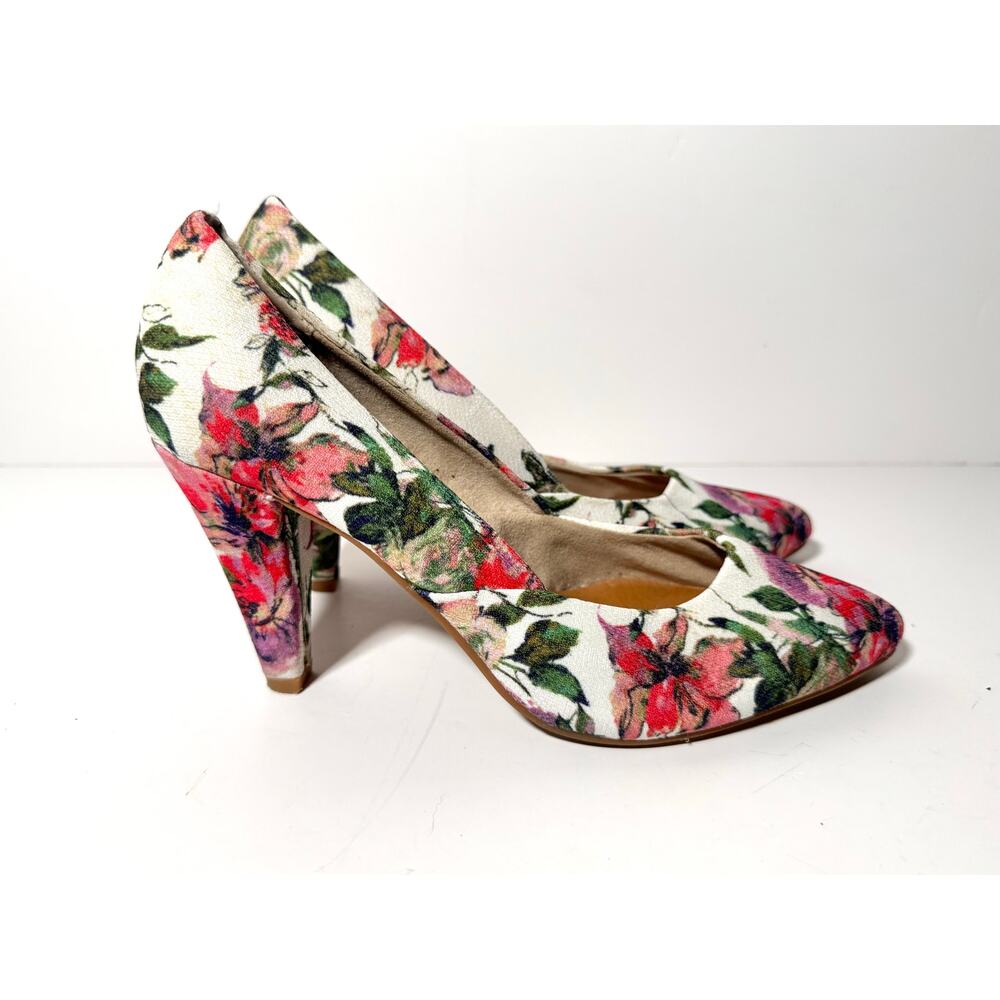 Seychelles Floral Tapestry Pointed Toe Pumps Heels Garden Party Shoes size 7.5